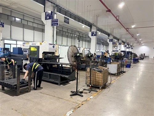Como múltiplas máquinas de corte a laser de fibra melhoram a eficiência de fabricação de equipame...